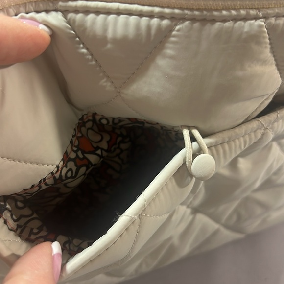Vera Bradley taupe purse nylon quilted - Picture 5 of 10